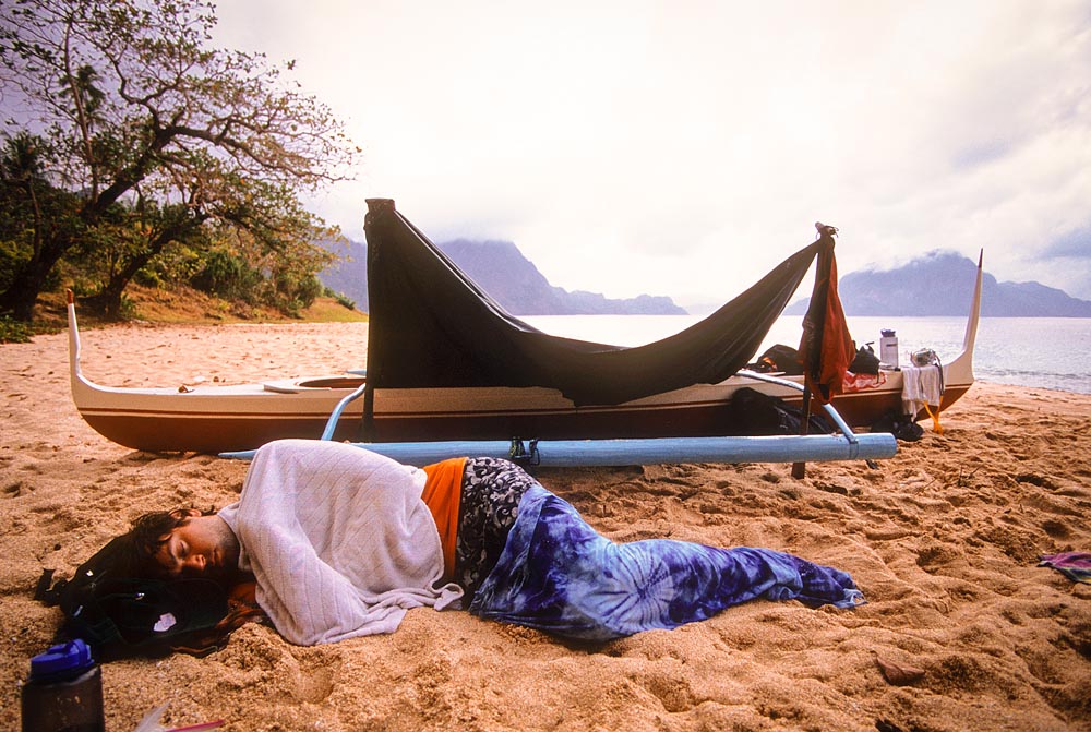 Do not sleep on the beach