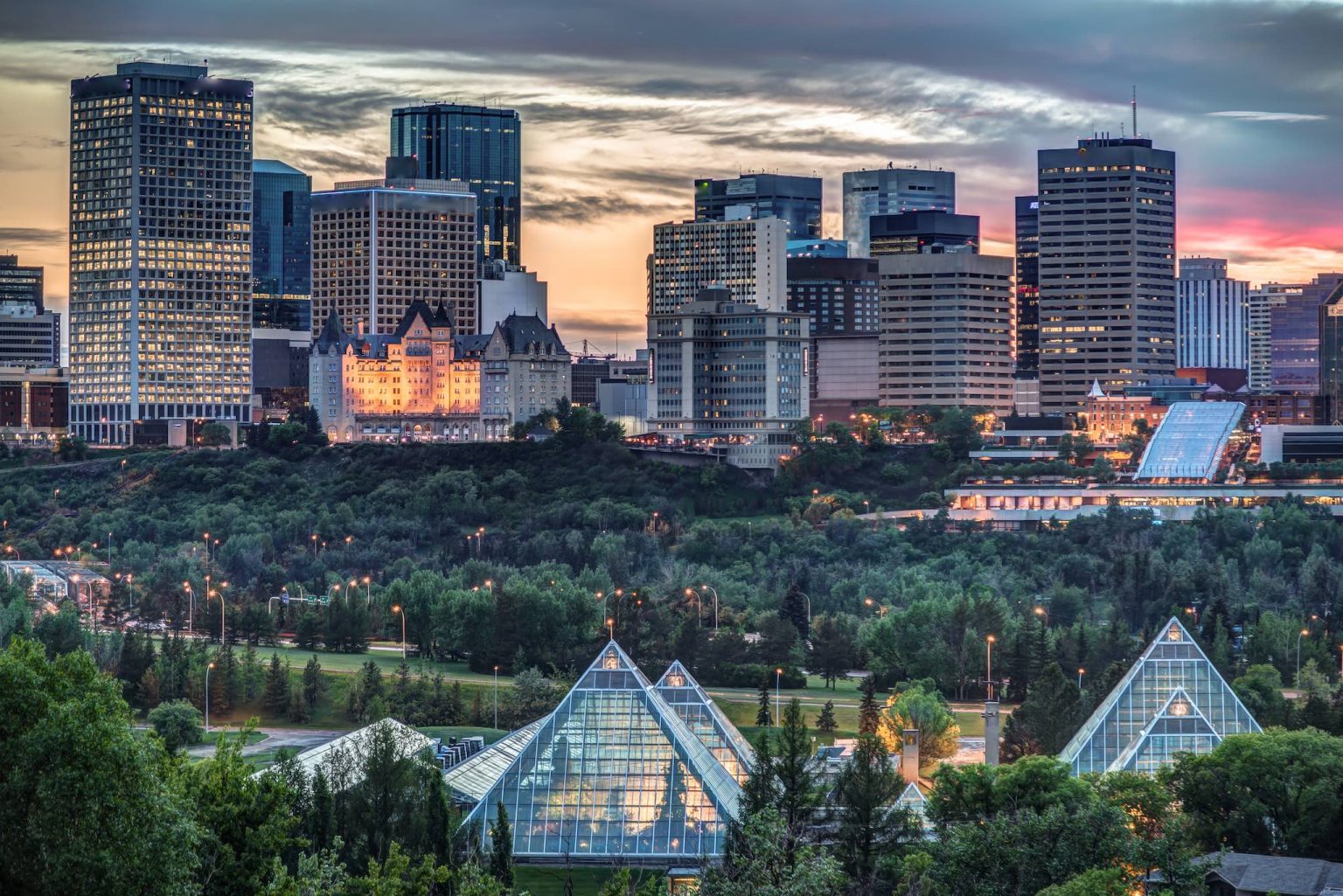 beautiful places to visit near edmonton