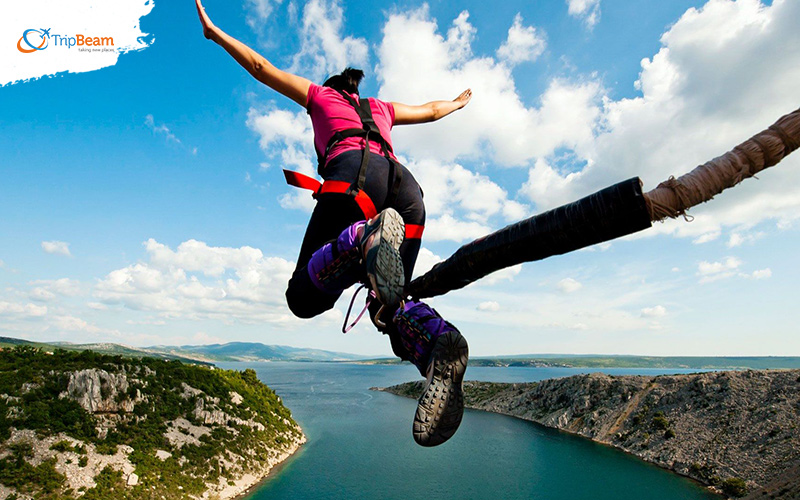 Bungee Jumping